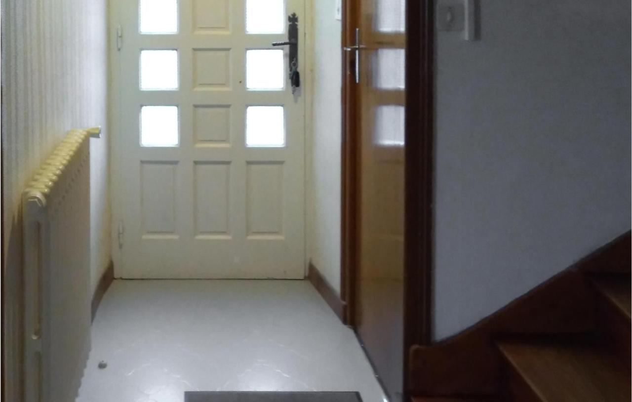 Cozy Home In Plancoet With Wifi Экстерьер фото