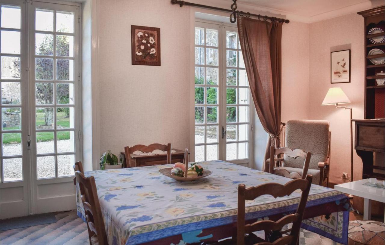 Cozy Home In Plancoet With Wifi Экстерьер фото