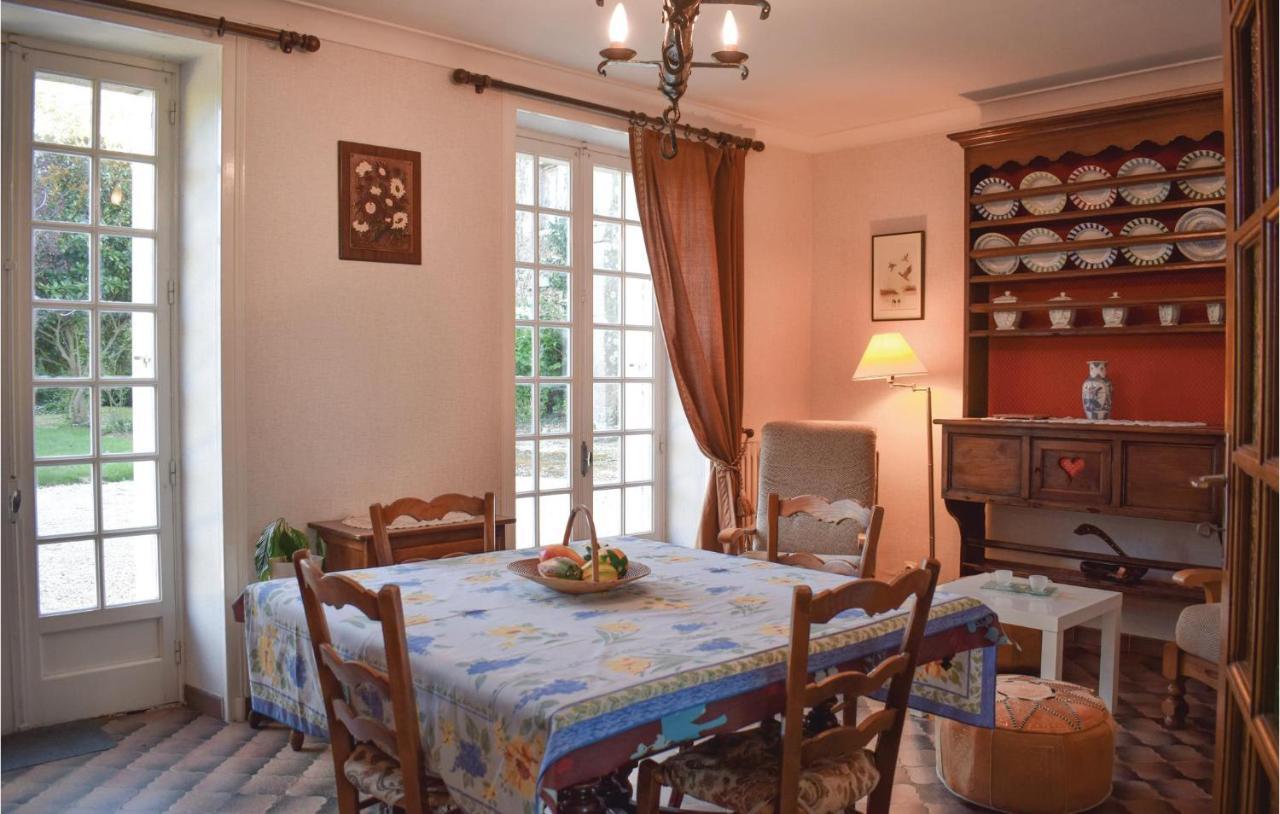 Cozy Home In Plancoet With Wifi Экстерьер фото